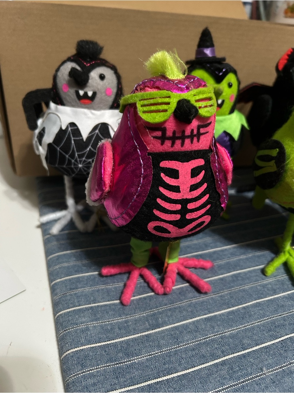 Target Spritz 2024 Hyde & EEK! Featherly Friends Halloween Birds Set of 5 NWT - Picture 2 of 6